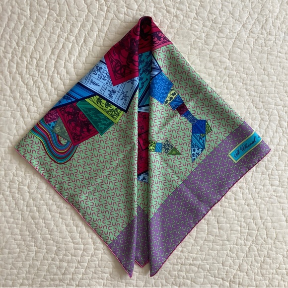Brand New Hermes A Cheval Sur Mon Carre Silk Scarf - Picture 11 of 15